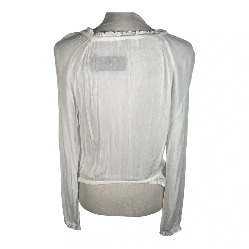 Hollister‎ white scalloped top🤍 NWT size M - Picture 3 of 5